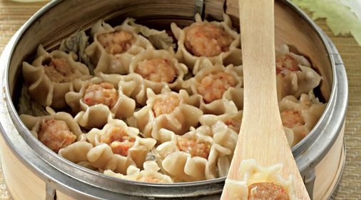 Дим сам с креветками и китайской капустой