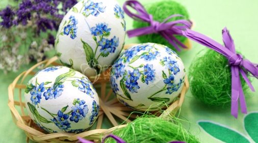 Пасхальные яйца «Цветочный декупаж»