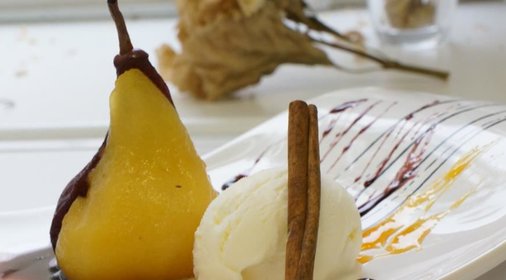 Груши биколор в вине