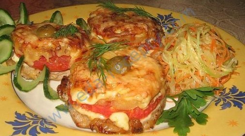 Свинина с ананасом в духовке