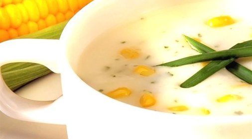 Холодный суп из кукурузы с яйцами