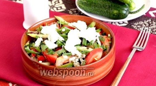 Греческий салат с перловкой и мятой