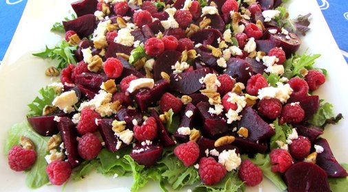 Постный салат из свеклы