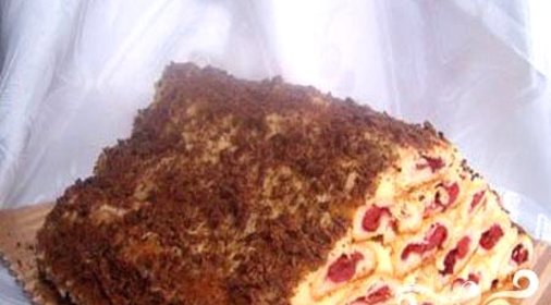 Торт Монастырская изба со взбитыми сливками