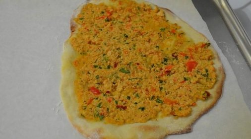 Турецкий Лахмаджун пицца с фаршем