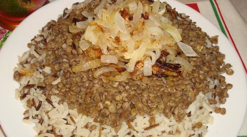 Муджадара, чечевица с рисом