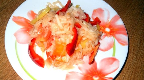 Диетический салат из кольраби