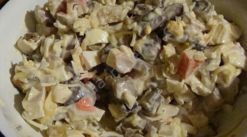 Салат нежность с грибами