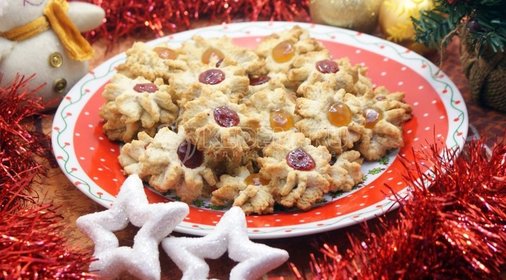 Новогоднее ореховое курабье