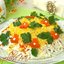 Слоёный салат с курицей, черносливом и кукурузой