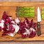 Теплый салат с курицей, спаржей и радиккьо