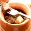 Мясо в горшочке с картошкой