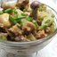Фасолевый салат с курицей и грибами