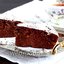 Шоколадный пирог с мятой и вяленой клюквой