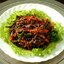 Салат из баранины с базиликом и кунжутом