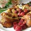 Куриные крылышки запеченные с вишней