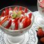 Десерт с клубникой и зефиром