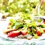 Салат с копчёной курицей, горохом нут в горчично-чесночной заправке