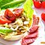 Овощной салат в хрустящей корзинке