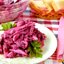 Яблочно-свекольный салат с хреном и корицей
