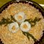 Салат с ананасами и сухариками