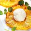 Десерт из ананаса с мороженым