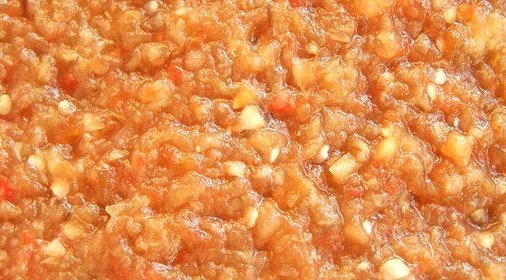 Икра из баклажанов с помидорами