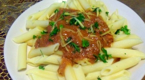 Пенне с мясным соусом