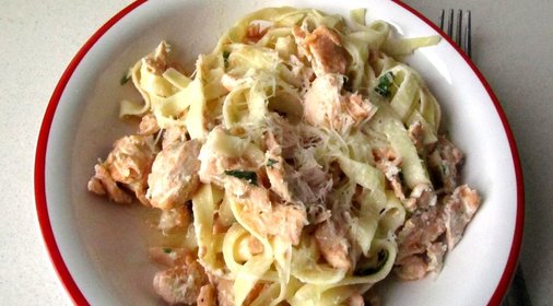 Тальятелле с лососем