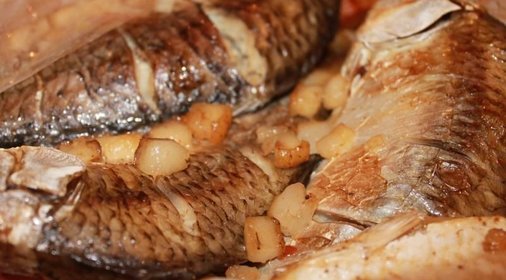 Запеченный карась