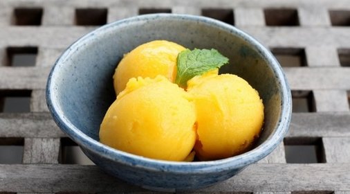 Фруктовый лед из манго и лимона