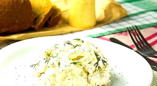 Салат с йогуртовой заправкой