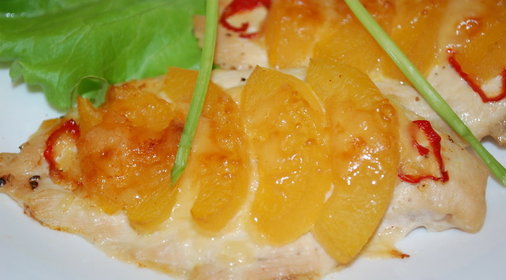 Куриные грудки в имбирном маринаде с персиком