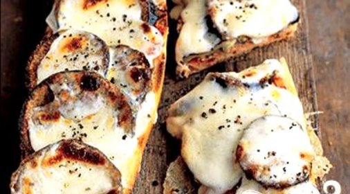 Баклажан с моцареллой