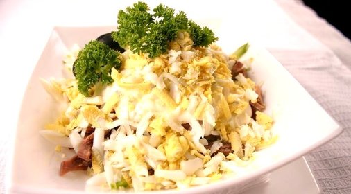 Салат со свининой и говяжьим языком «Мужской каприз»