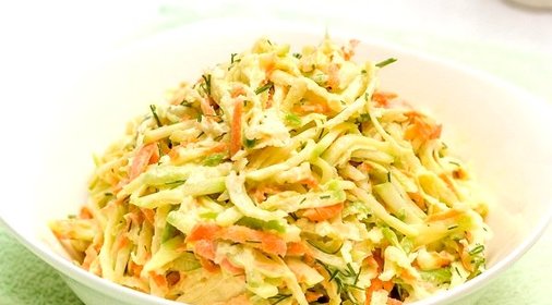 Салат с зеленой редькой и морковью