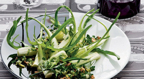 Салат из цикория с рыбной заправкой