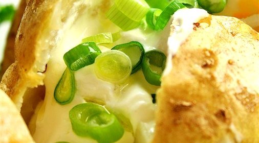 Запеченый картофель с ароматом чеснока