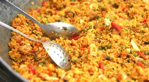 Рис со свининой и зеленым горошком